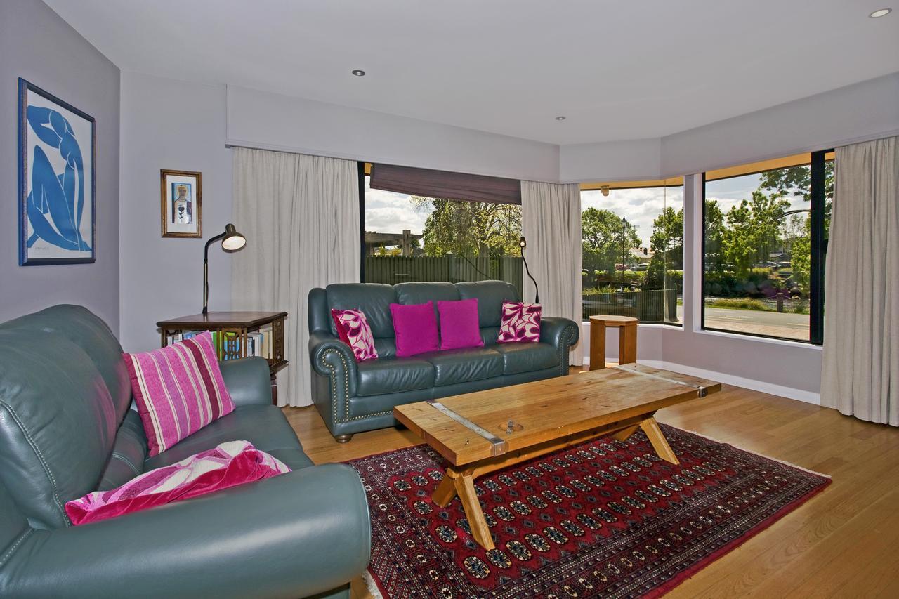 Riverside Villa - In The City By The River! Nelson Dış mekan fotoğraf